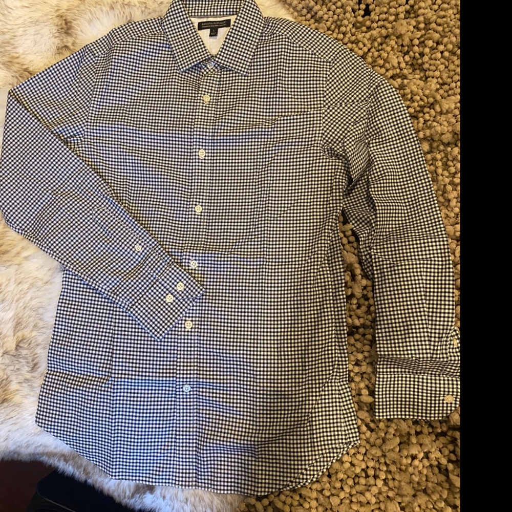Banana Republic long sleeve T-Shirt size Small .